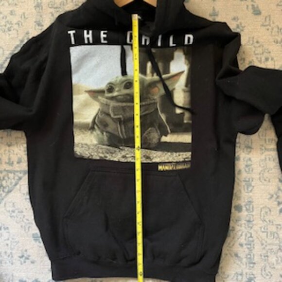 🧡3/15 Star Wars The Mandalorian The Child Green Hoodie Unisex Size M - Picture 2 of 8